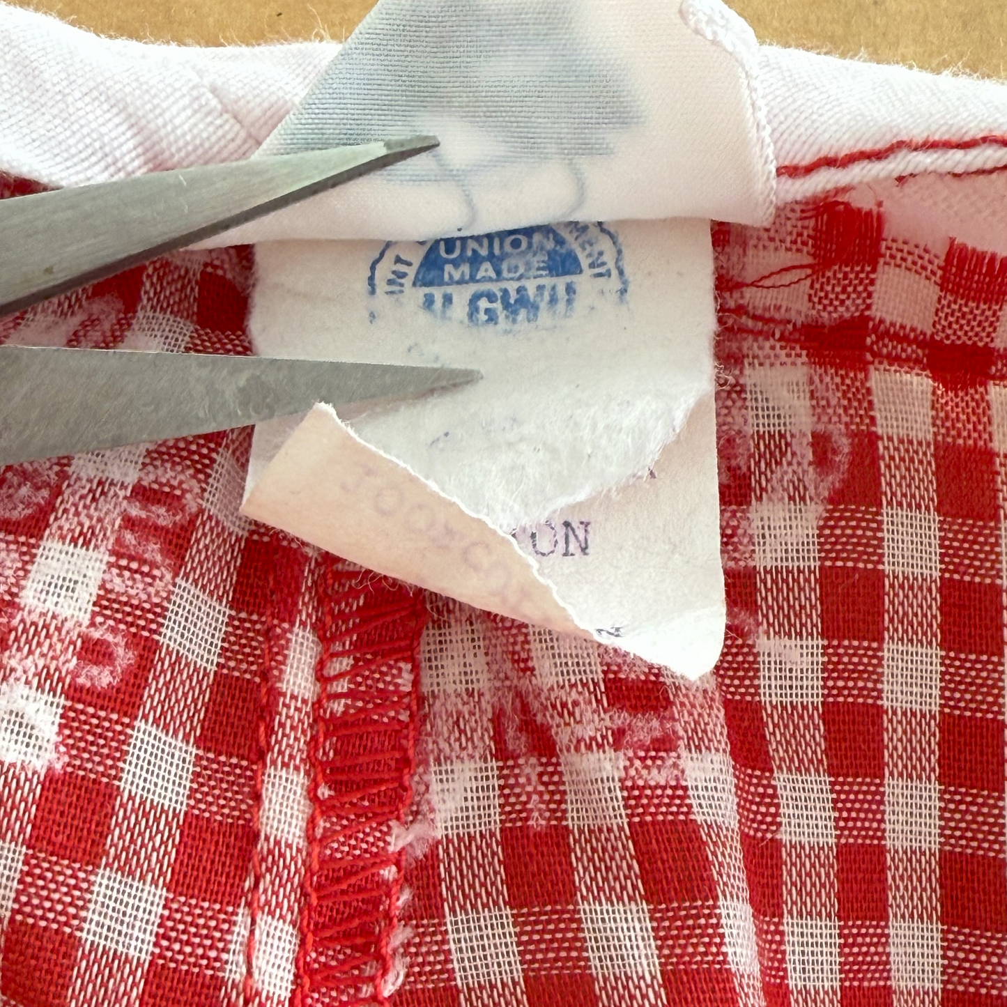 Vintage 1970's Red Gingham Short Shorts with White Flowers by Queens Way to Fashion - Small