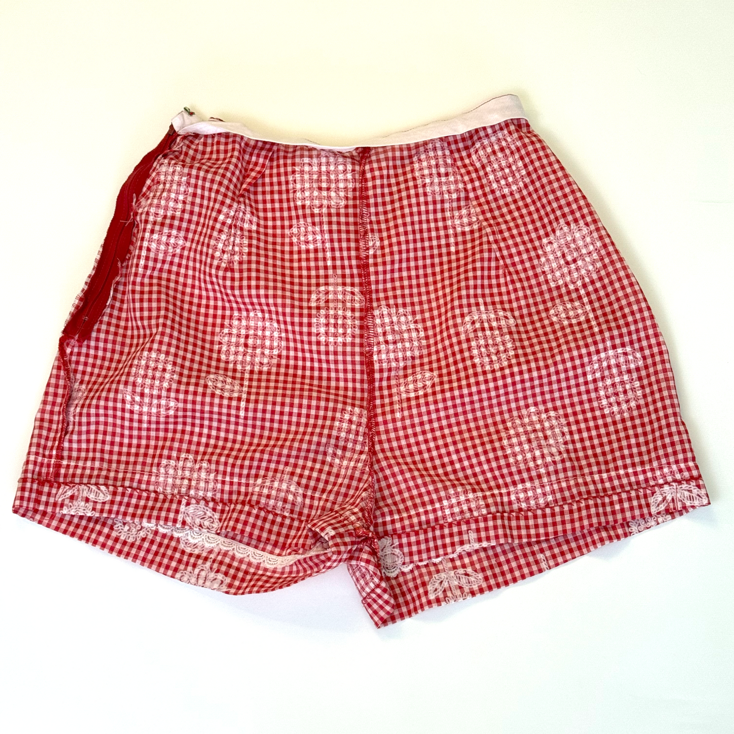 Vintage 1970's Red Gingham Short Shorts with White Flowers by Queens Way to Fashion - Small