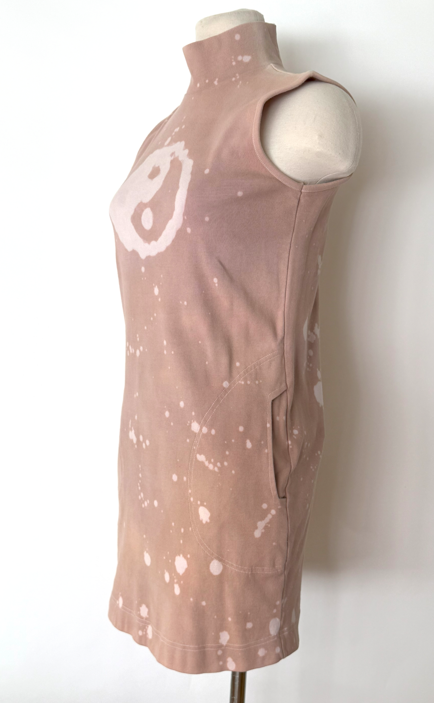 Vintage 1990s/Y2K Bleached Tan Yin Yang Sleeveless Dress by The Limited - XS